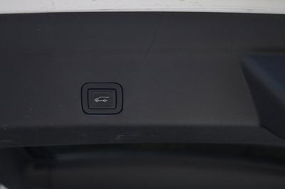 2023 Chevrolet Suburban 4WD Premier