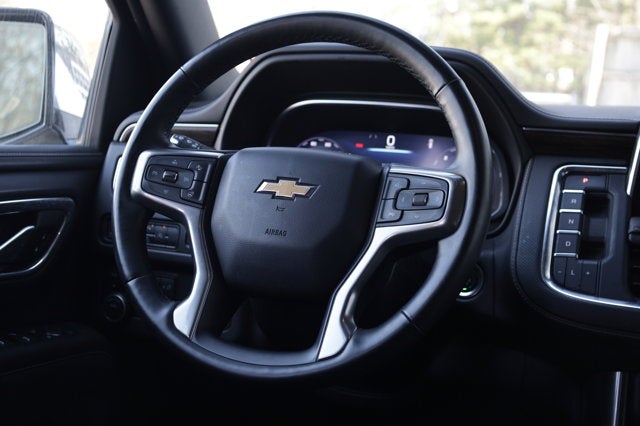 2023 Chevrolet Suburban 4WD Premier