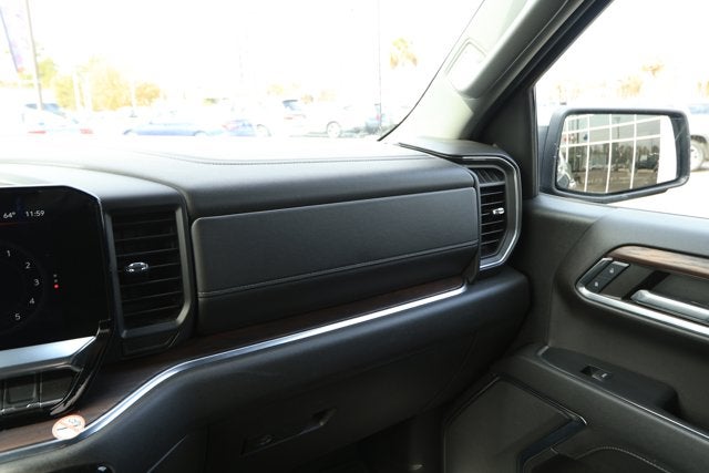 2024 GMC Sierra 1500 2WD Crew Cab Short Box SLT