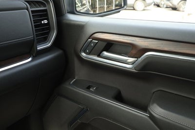 2024 GMC Sierra 1500 2WD Crew Cab Short Box SLT