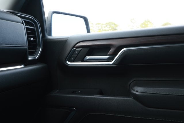 2024 GMC Sierra 1500 2WD Crew Cab Short Box SLT