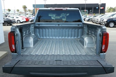2024 GMC Sierra 1500 2WD Crew Cab Short Box SLT