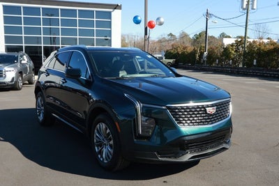2024 Cadillac XT4 FWD Premium Luxury