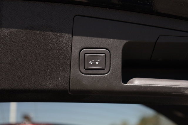 2024 Cadillac XT4 AWD Premium Luxury