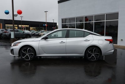 2024 Nissan Altima SR FWD