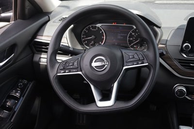 2023 Nissan Altima SV FWD