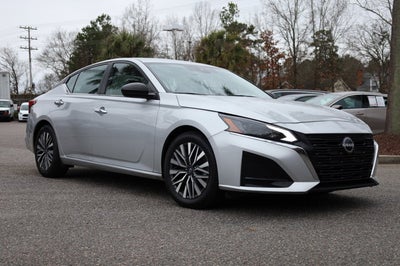 2024 Nissan Altima SV FWD