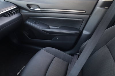 2024 Nissan Altima SV FWD