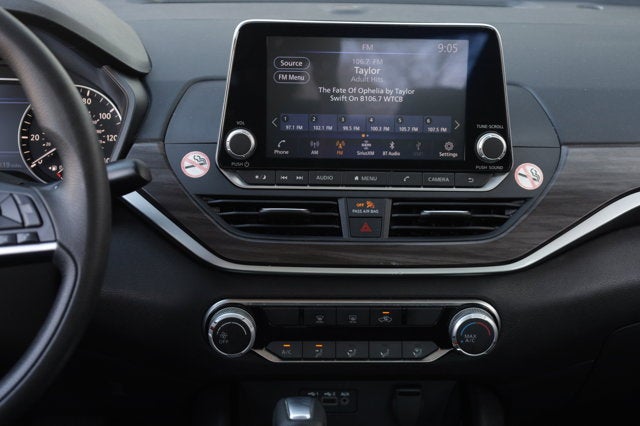 2024 Nissan Altima SV FWD