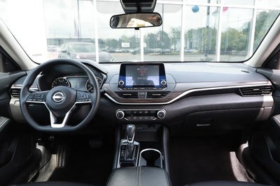 2024 Nissan Altima SV FWD