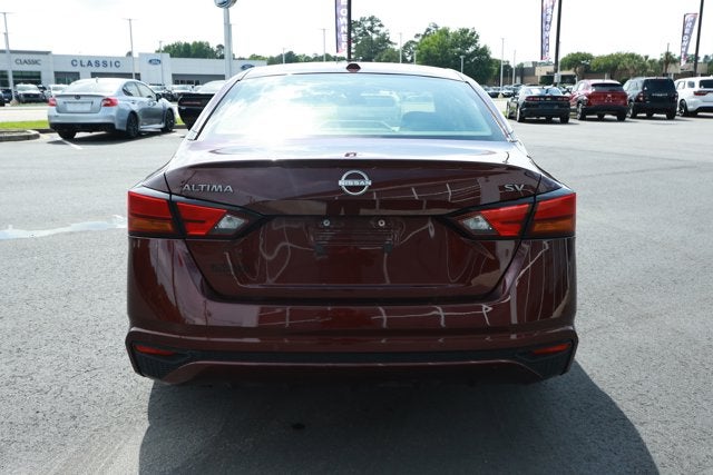 2024 Nissan Altima SV FWD