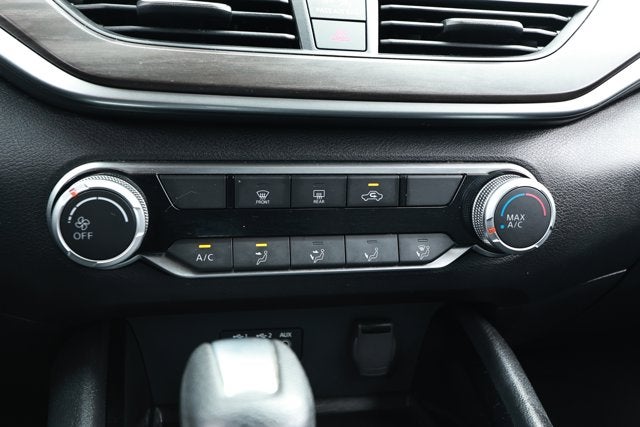 2024 Nissan Altima SV FWD