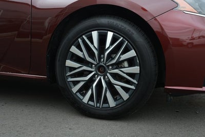 2024 Nissan Altima SV FWD