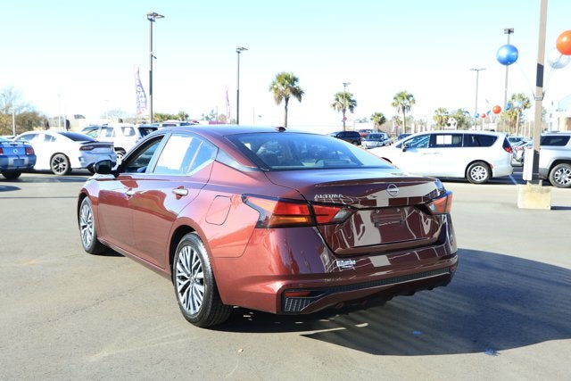 2024 Nissan Altima SV FWD