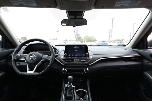 2024 Nissan Altima SV FWD
