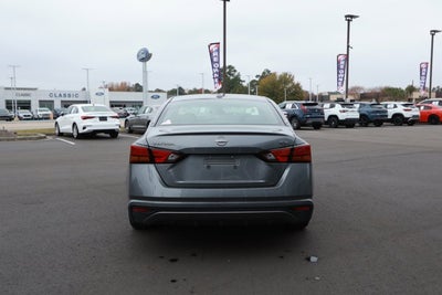 2024 Nissan Altima SV FWD