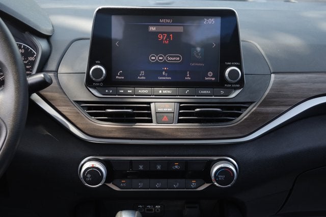 2024 Nissan Altima SV FWD