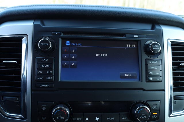 2017 Nissan TITAN SL