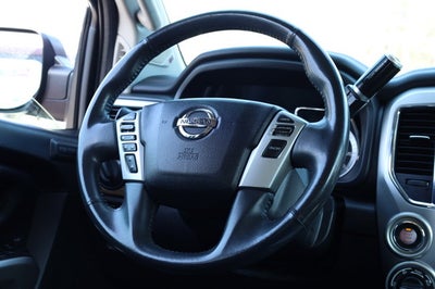 2017 Nissan TITAN SL