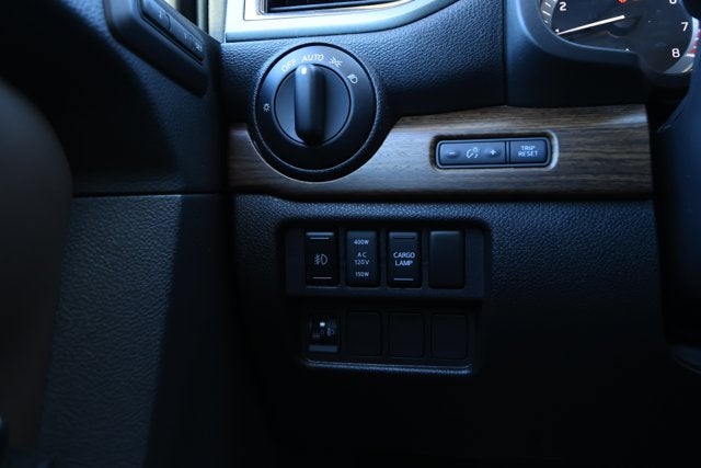 2017 Nissan TITAN Platinum Reserve