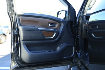 2017 Nissan TITAN Platinum Reserve