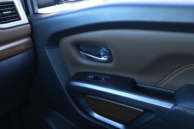 2017 Nissan TITAN Platinum Reserve