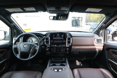 2023 Nissan TITAN Crew Cab Platinum Reserve 4x4