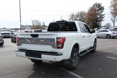 2023 Nissan TITAN Crew Cab Platinum Reserve 4x4