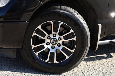 2021 Nissan TITAN Crew Cab SV 4x2