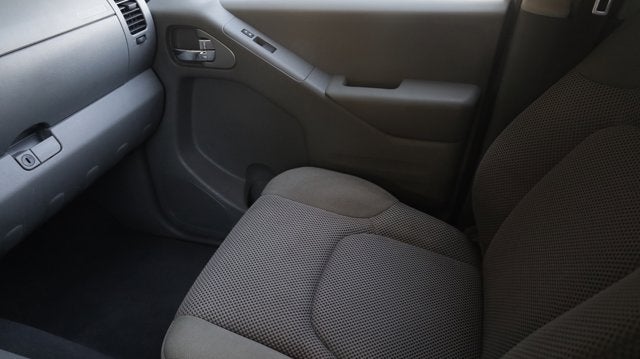 2020 Nissan Frontier Crew Cab SV 4x2