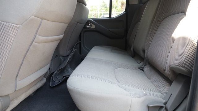 2020 Nissan Frontier Crew Cab SV 4x2