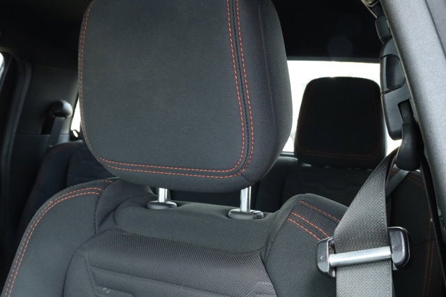 2023 Nissan Frontier Crew Cab PRO-X 4x2