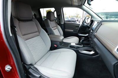 2022 Nissan Frontier SV