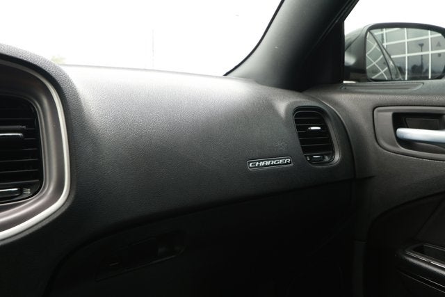 2022 Dodge Charger SXT RWD