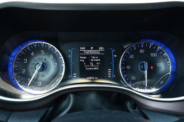 2024 Chrysler Voyager LX