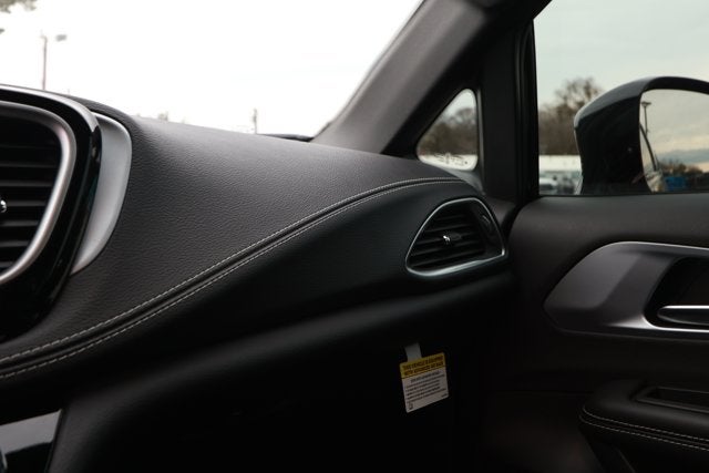 2026 Chrysler Pacifica PACIFICA LIMITED