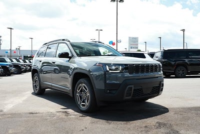 2026 Jeep Cherokee CHEROKEE LAREDO 4X4