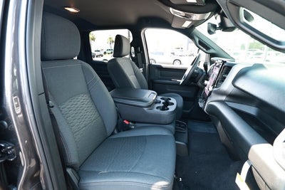 2026 RAM 2500 RAM 2500 BLACK EXPRESS CREW CAB 4X4 6'4' BOX