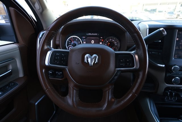 2022 RAM 3500 Laramie Crew Cab 4x2 8' Box