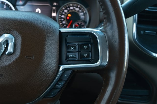 2022 RAM 3500 Laramie Crew Cab 4x2 8' Box