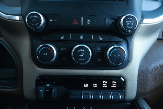 2022 RAM 3500 Laramie Crew Cab 4x2 8' Box