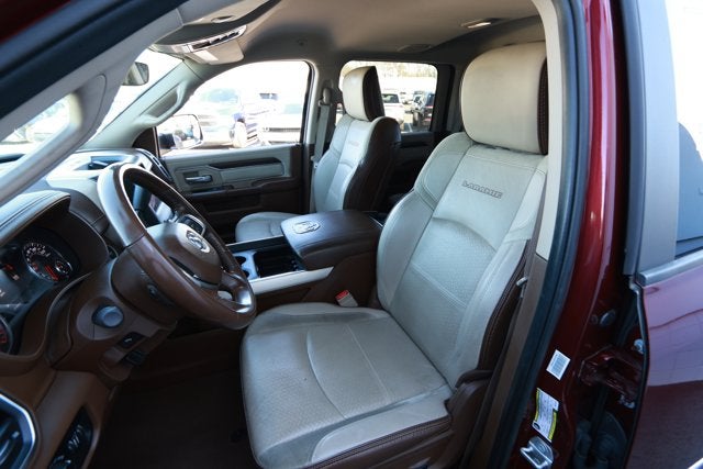 2022 RAM 3500 Laramie Crew Cab 4x2 8' Box