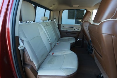 2022 RAM 3500 Laramie Crew Cab 4x2 8' Box