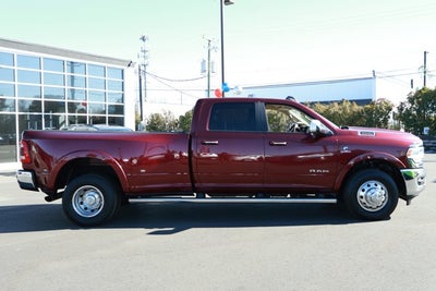 2022 RAM 3500 Laramie Crew Cab 4x2 8' Box