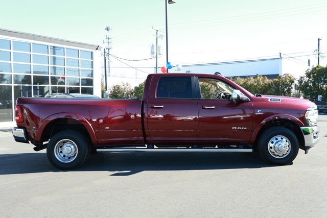 2022 RAM 3500 Laramie Crew Cab 4x2 8' Box