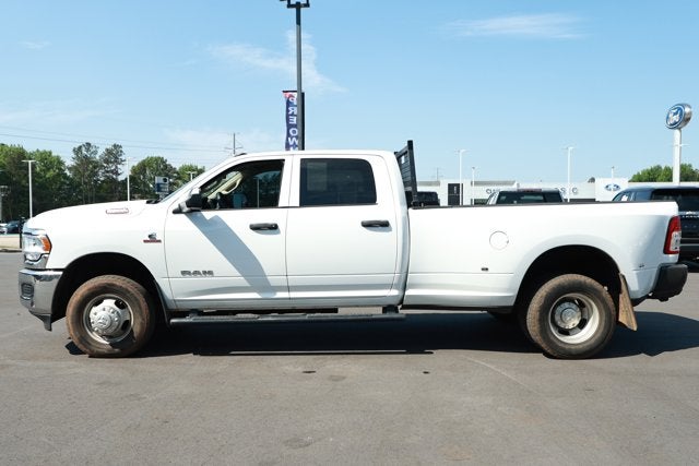 2019 RAM 3500 Tradesman Crew Cab 4x4 8' Box