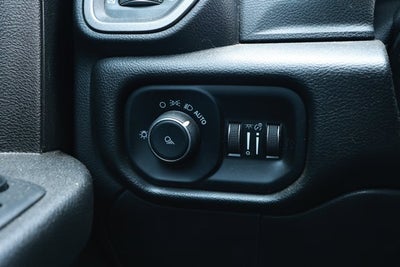 2019 RAM 3500 Tradesman Crew Cab 4x4 8' Box