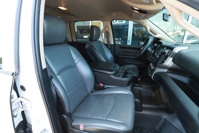 2019 RAM 3500 Tradesman Crew Cab 4x4 8' Box