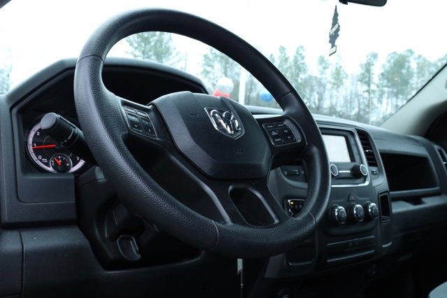 2022 RAM 1500 Classic Tradesman Regular Cab 4x2 6'4' Box