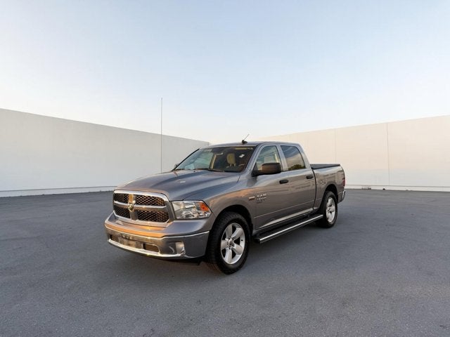 2020 RAM 1500 Classic Tradesman Crew Cab 4x2 5'7' Box